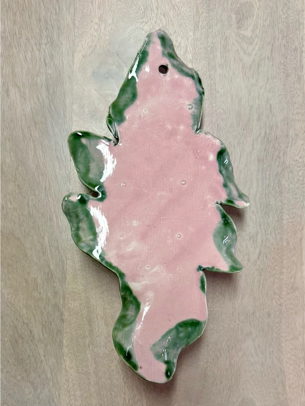 Vintage Capodimonte-style 3D Ceramic Rose Wall Plaque